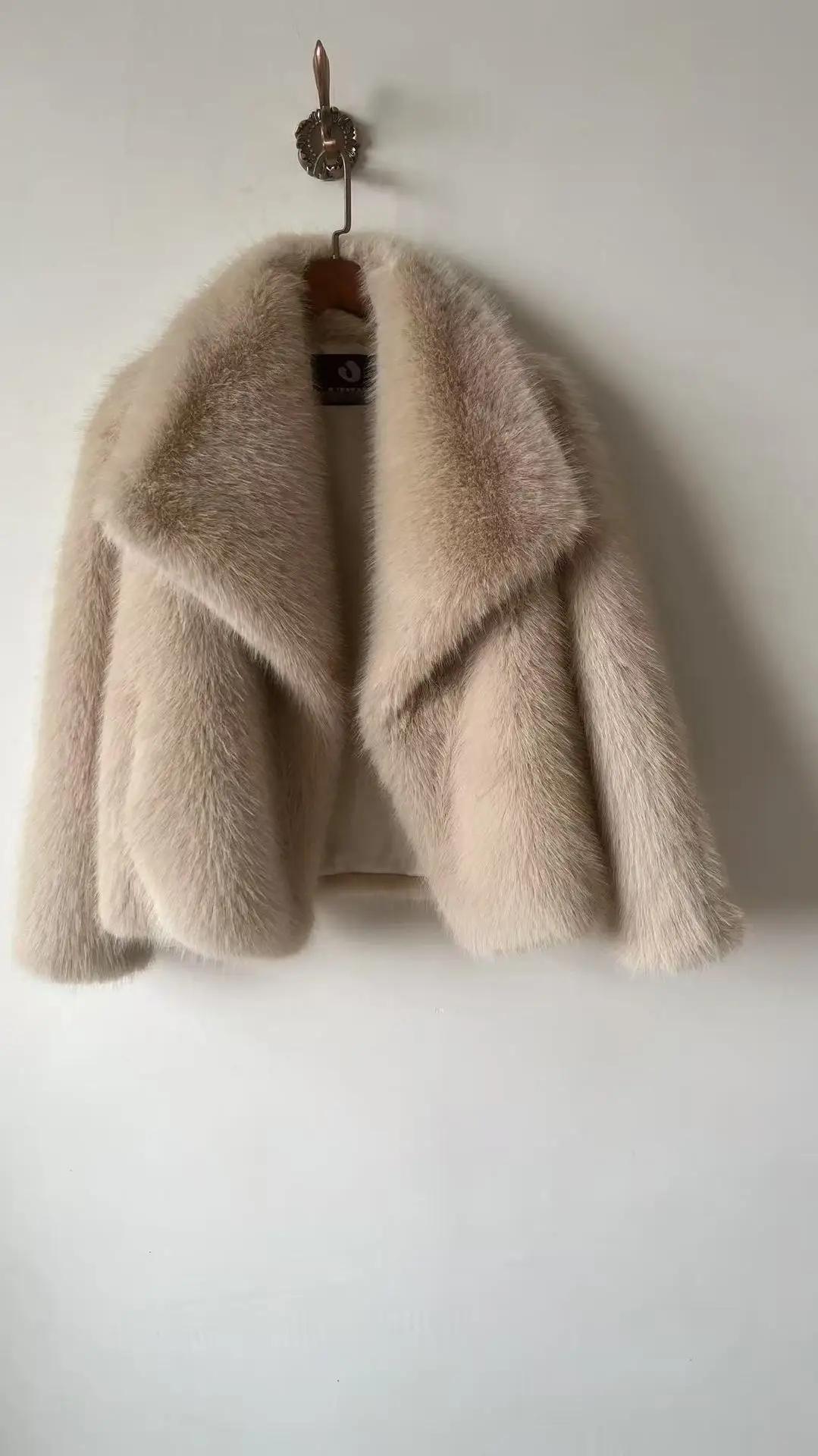 Femmes fausse fourrure de renard manteau solide veste de fourrure col rabattu à manches longues point ouvert épais chaud fourrure ample décontracté 2025 automne hiver