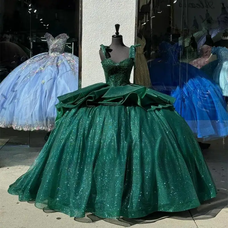 Emerald Green Quinceanera Dresses Ball Gown 2024 Two Piece Set Beads Sweet 16 Dress Ruffles Corset Birthday Gowns Vestido