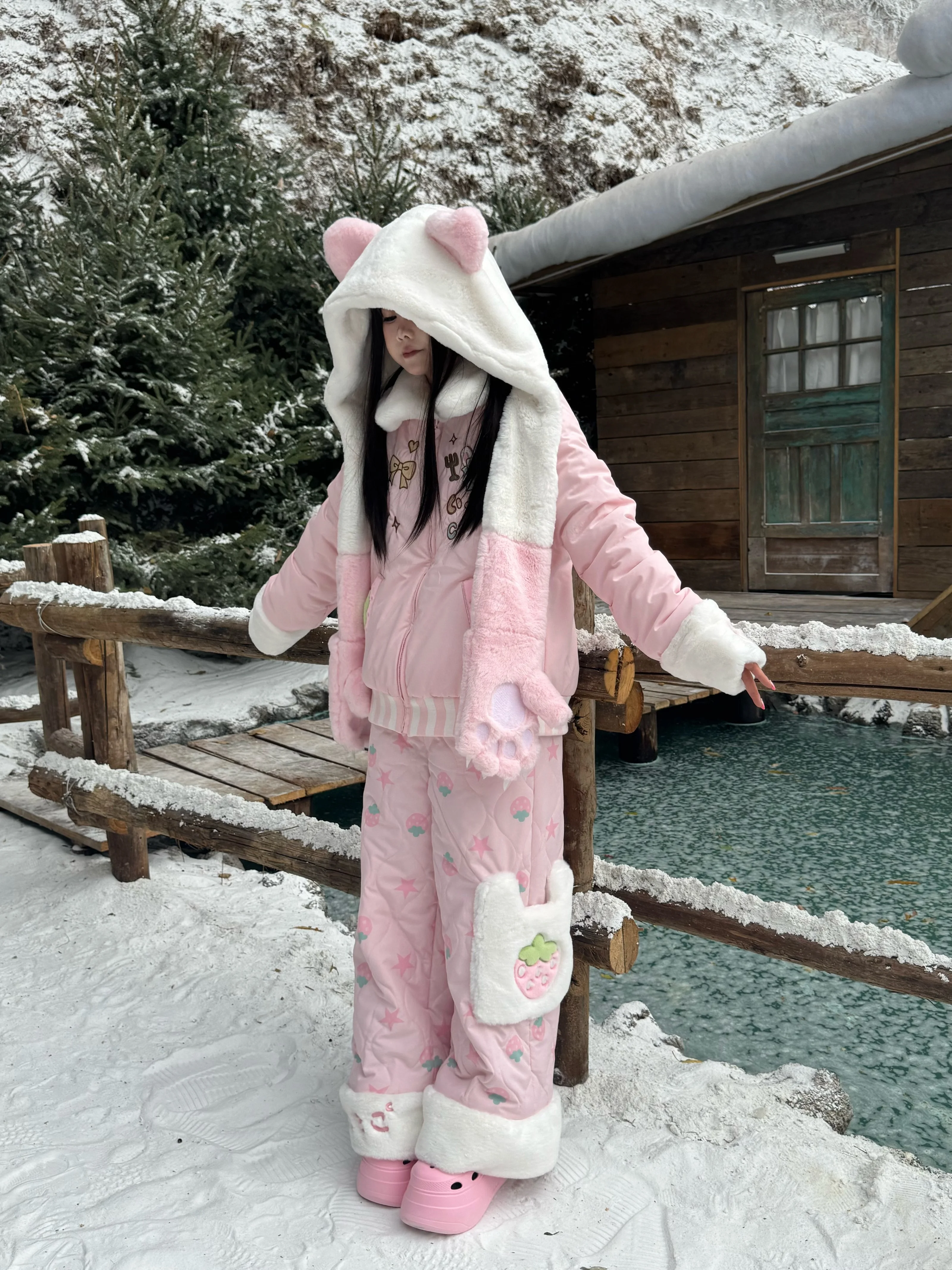 오리지널 일본 귀여운 소녀 스타일 스위트 파카 팬츠 세트 겨울 2025 여성용 플러시 따뜻한 두꺼운 애니메이션 프린트 카와이 다운 파카