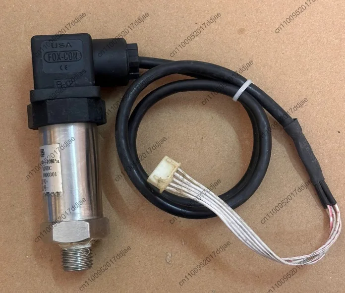 Pressure sensor switch transmitter model: hk-612. fully functional, actual product photos