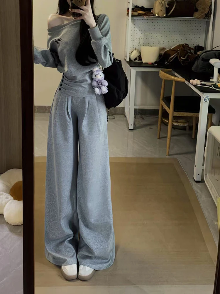 

Grey American Sport Casual Women's Set Autumn 2025 New Short Shoulder Sweatshirt Wide Leg Pants Two Piece Set Fashionable