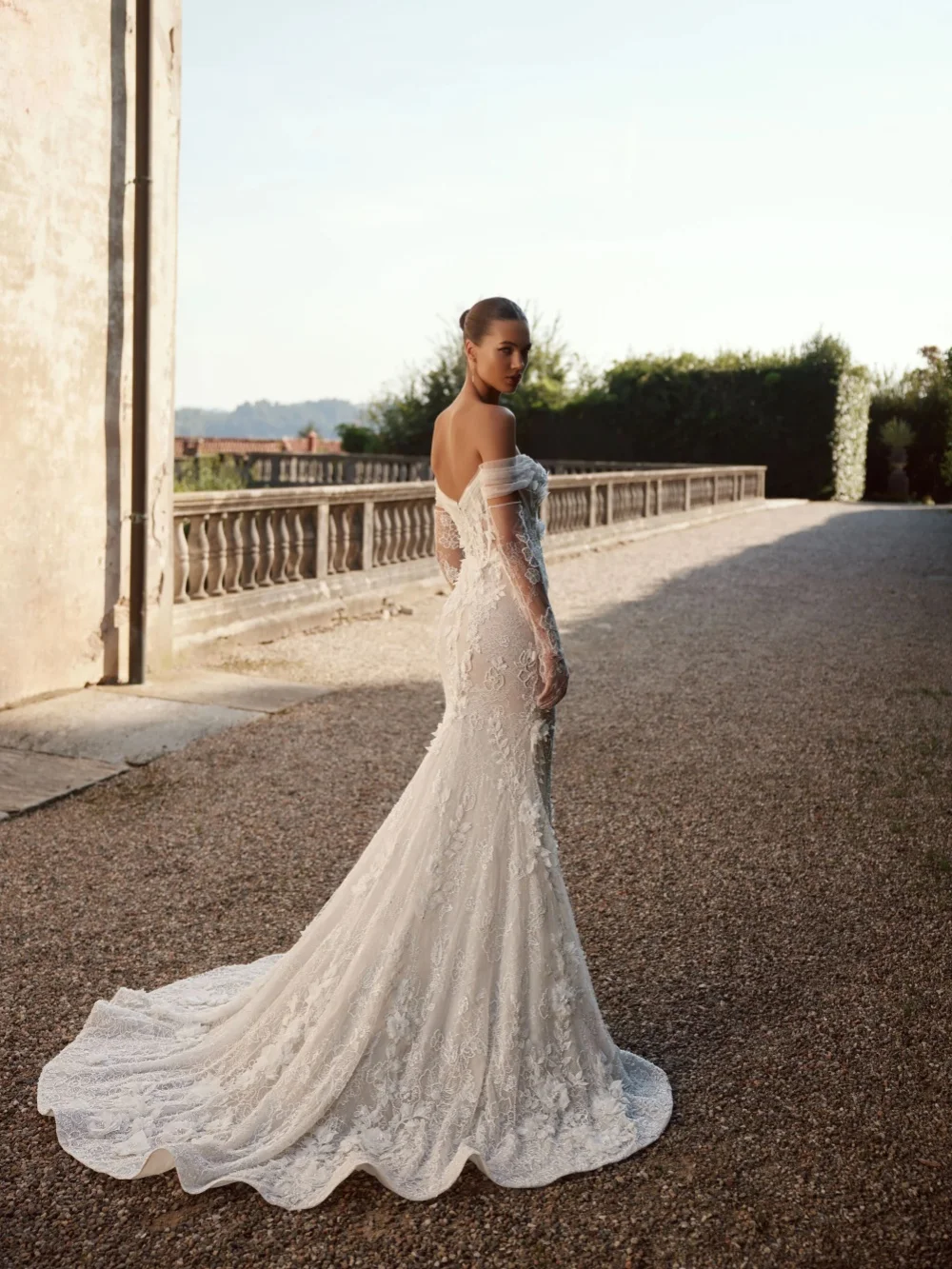 فستان زفاف دانتيل مطرز بطول الأرض بدون قفازات فستان زفاف ثلاثي الأبعاد بدون أكتاف 2026 فساتين مخصصة للعروس #3