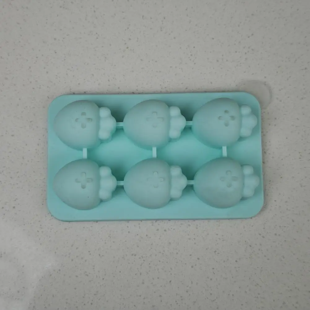 Bpa-free Ice Cube Tray Carrot Shape Ice Cube Tray with Lid Food-grade Silicone Mold for Whiskey Cocktails Stackable Leak-proof