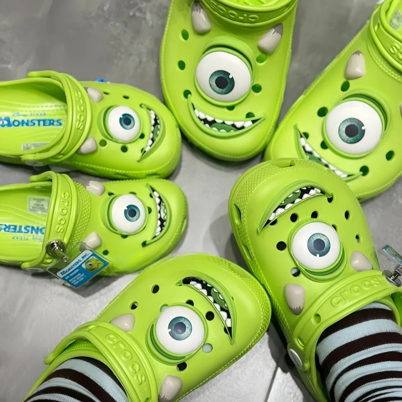 

Summer Anti-Slip Outdoor Casual Beach Shoes Monster Big Eyes Hole Hole Slippers Comfortable Breathable Sandals
