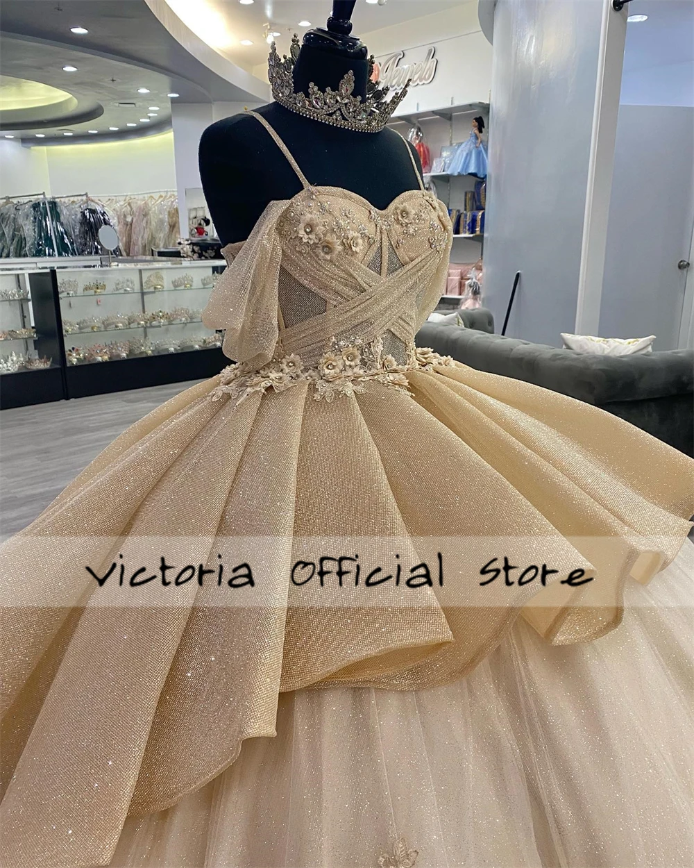 Champagne Lace Applique Spaghetti Quinceanera Dress Ball Gown Ruffels Sweet Sixteen Dress Wedding Gowns Mexican Customized