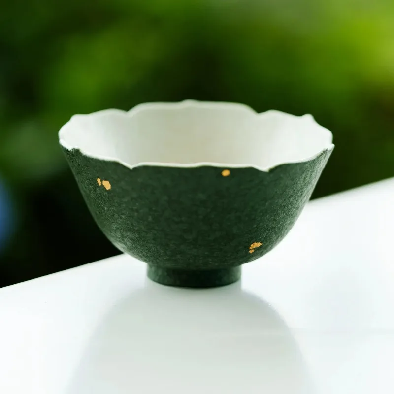 Einzigartige Keramik-Teetasse Glasiert Weiß mit Goldsprenkeln Pfauengrün Handgefertigtes Kung-Fu-Tee-Set Traditioneller Gongfu-Stil Heimdekoration