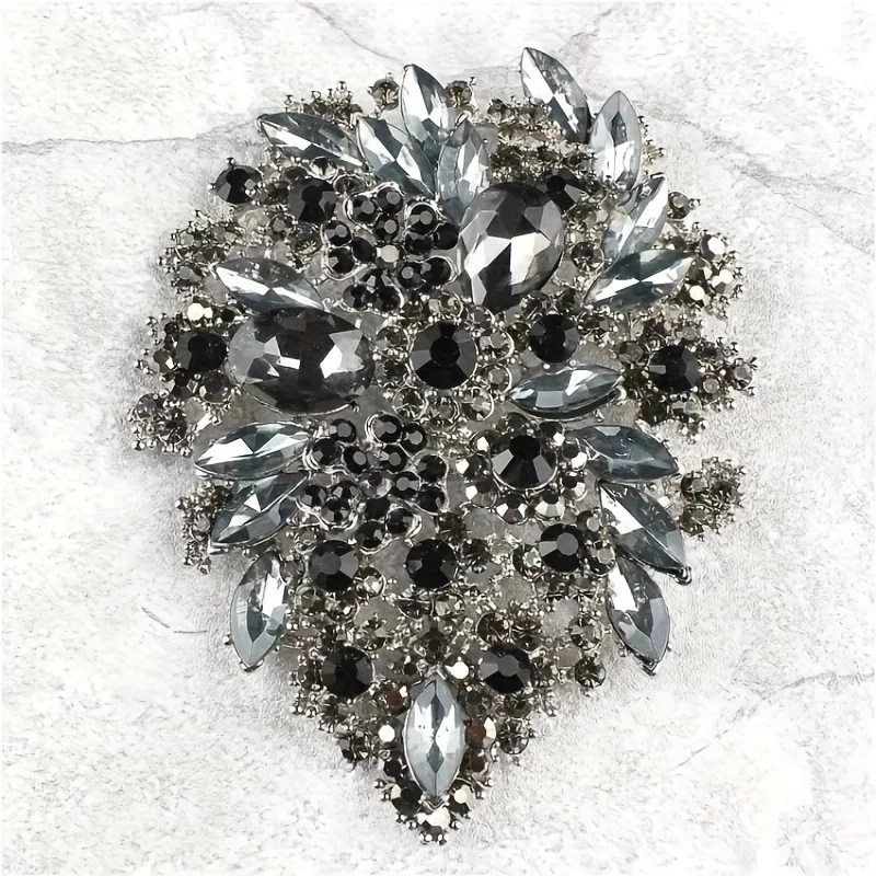 Exquisite Black Zircon Rhinestone Flower Brooch Women\\\\\'s Fashion Clothing Pin Girls Dinner Party Dress Accessories