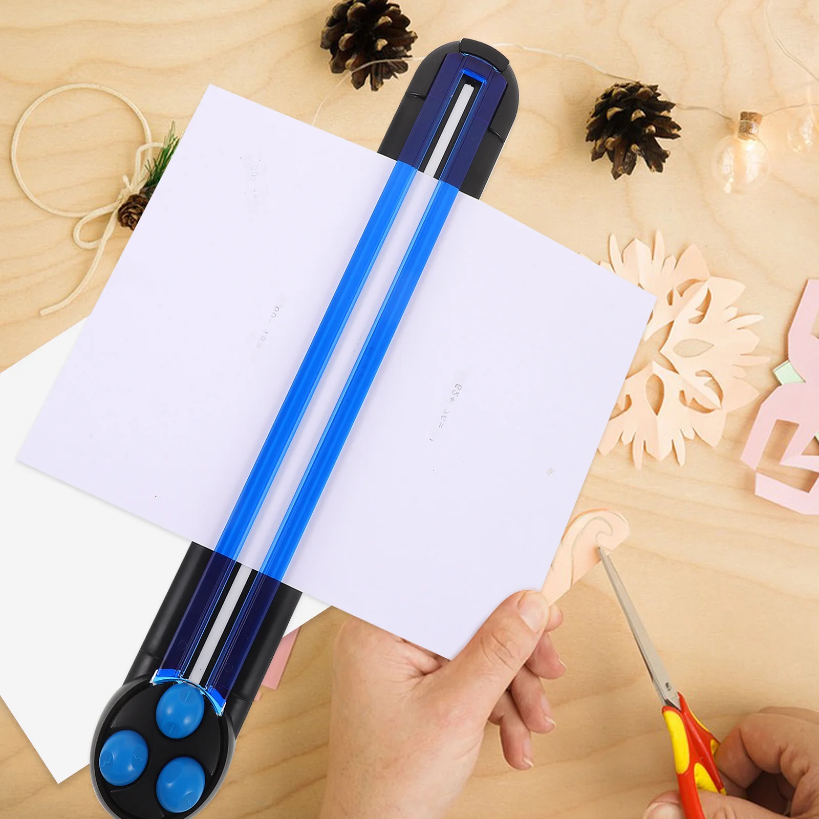 

Craft Paper Cutter Straight Perforated 3-in-1 Scrapbooking Tool Durable Portable DIY Projects Students Cutting