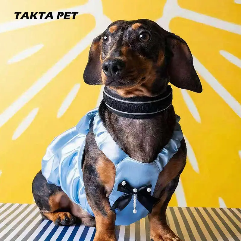 Chaleco de seda helada para dachshund – Falda con lazo y mono suave - imagen 4