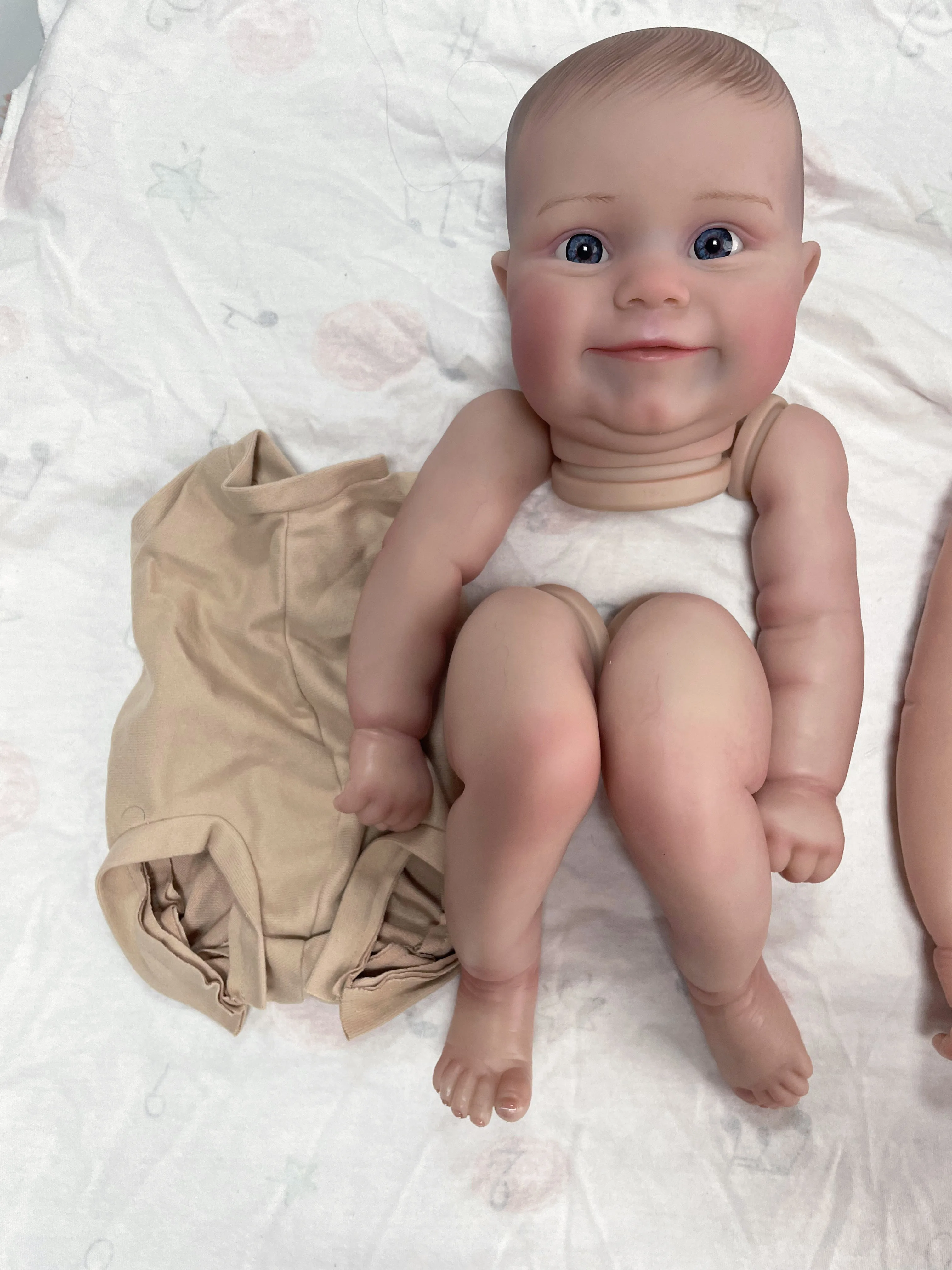 19/24 inch Maddie Twee Grootte Reborn Doll Kit Levensechte Soft Touch Meerdere Lagen Schilderen Pop Onderdelen Zichtbare Aderen Handverf Haar