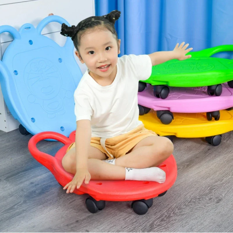 Bug Shaped Kids Scooter – Six-Wheel Balance Car for 3-6 Years Old Boys and Girls, Fun Yo-Yo Skateboard, Simple Sense Toys