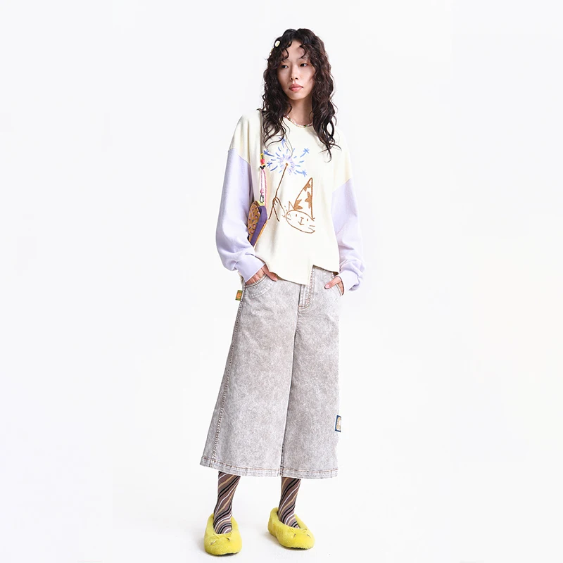 MOVEUP Long Sleeved Round Neck Top 2026 Spring New Cartoon Embroidered Woven Label Contrast Color Women Sweatshirt 3ELC11419
