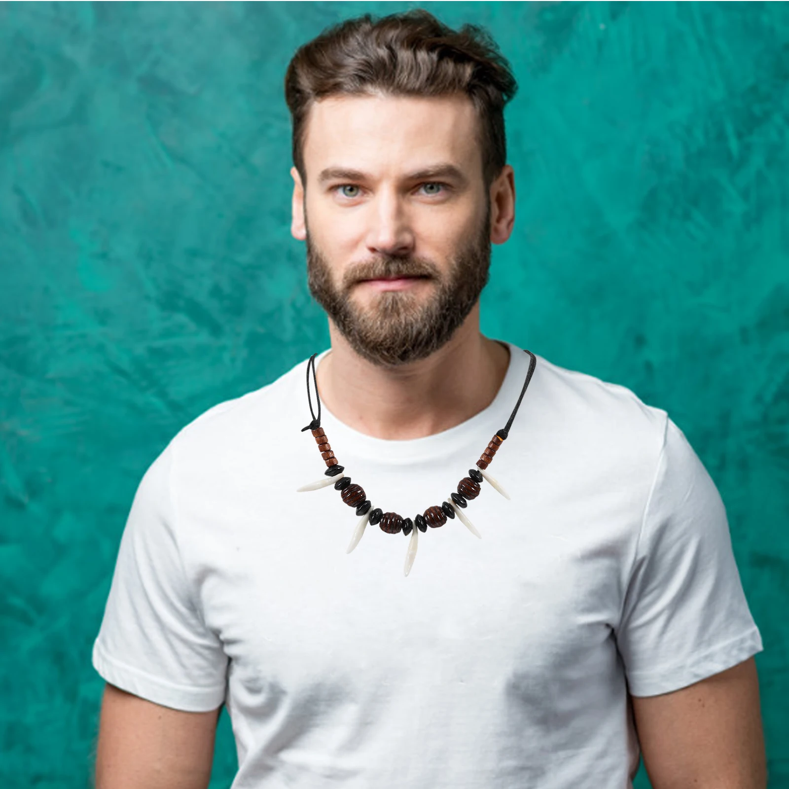 Collana con lupo Catena con ciondolo Fang in acrilico Stile tribale Perline Stringa di cera bianca regolabile Collane di gioielli da surfista maschile