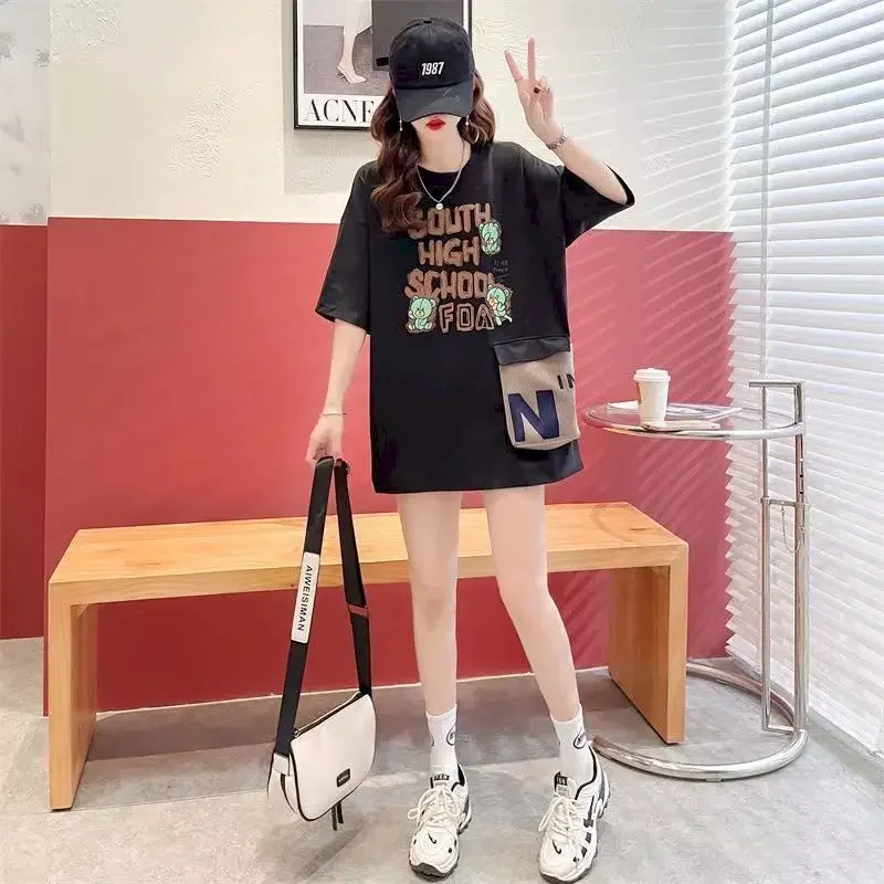 Design Sense Bear T Shirt Women Fashion Short-sleeved T-shirt 2024 Summer Niche Personality Pocket Tshirt Loose Mid-length Tops