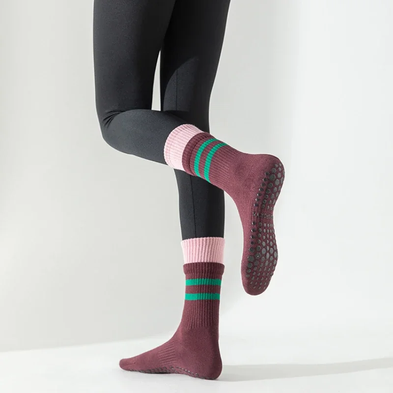 Calzini da yoga da donna in cotone lavorato a maglia per allenamento indoor calzini sportivi da ballo casual a righe in silicone antiscivolo palestra fitness pilates calzini Sox