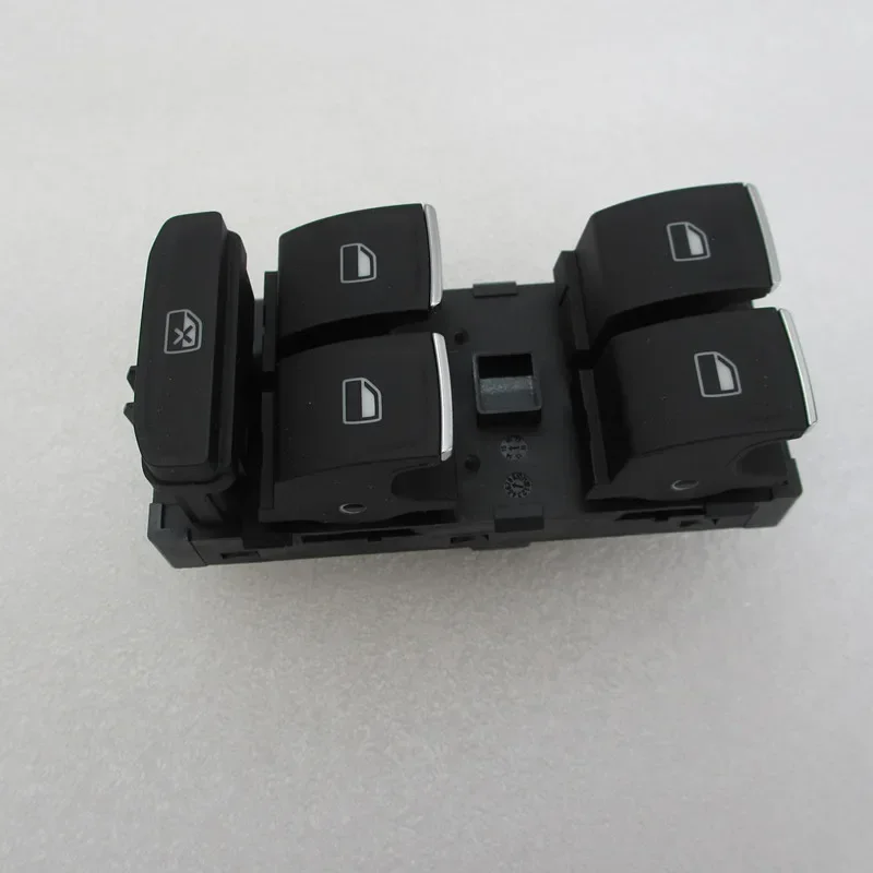 

Кнопка управления стеклоподъемником (хромированная) для VW Volkswagen Golf 7 MK7 2014-2016, номер детали 5GG 959 857 A