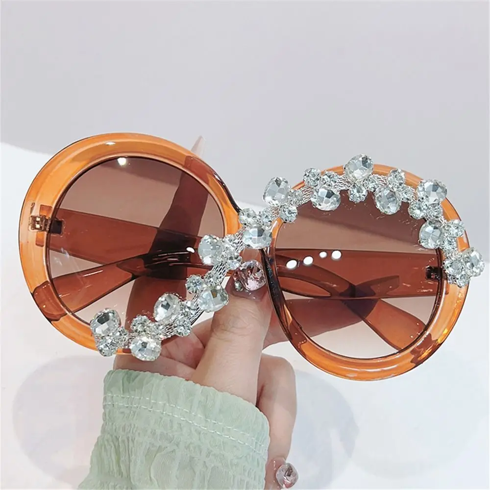 Rhinestone Decor Round Frame Sunglasses Asymmetrical Design Oversized Y2K Shades UV400 Protection Aesthetic Sun Glasses