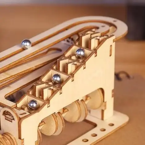 Kreatives DIY 3D-Holz-Marmor-Lauf-Puzzle-Modellbauset für Erwachsene und Jugendliche