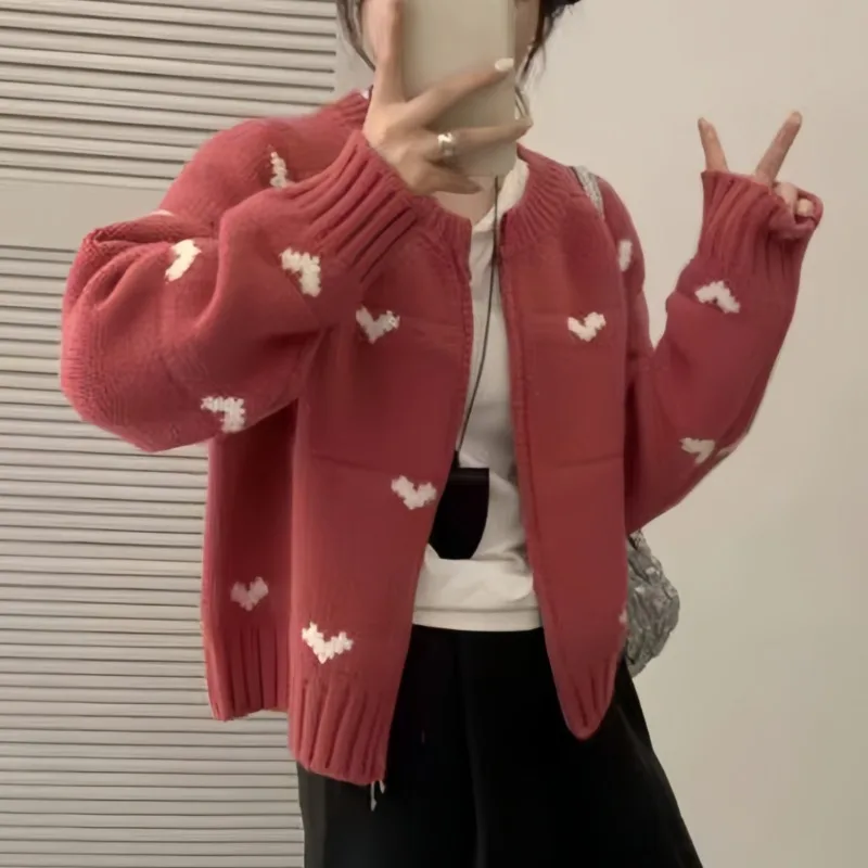 

Вязаный кардиган с милым сердечком, женский свитер на молнии с круглым вырезом, куртка, повседневный топ с длинными рукавами, осенне-зимний трикотаж