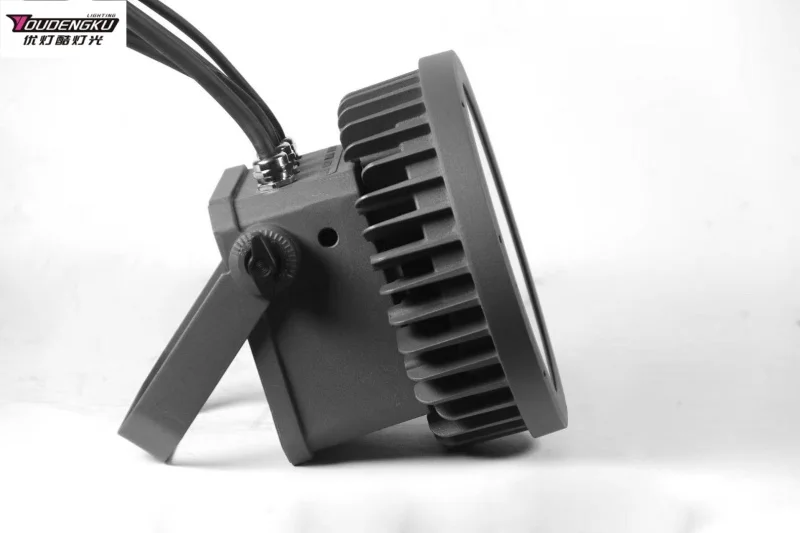 8 sztuk wodoodpornych reflektorów LED IP65 54x3W RGBW do użytku zewnętrznego, oświetlenie sceniczne, dyskoteki i imprez.