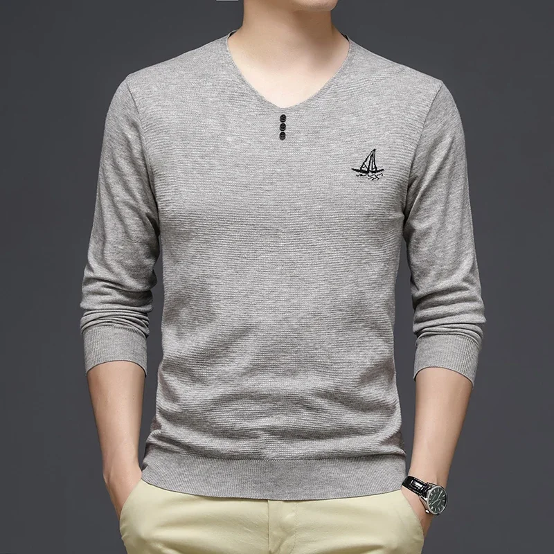 

Fashionable, Casual, Comfortable V-neck Base Sweater for Men's Long Sleeved Thin Knit Sweater