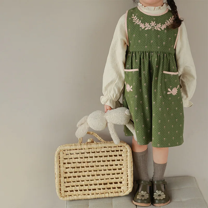 2023 New Autumn Girls\' Embroidered Polo Collar Fragmented Flower Dress Children\'s Contrast Edge Embroidered Tank Top Skirt Trend
