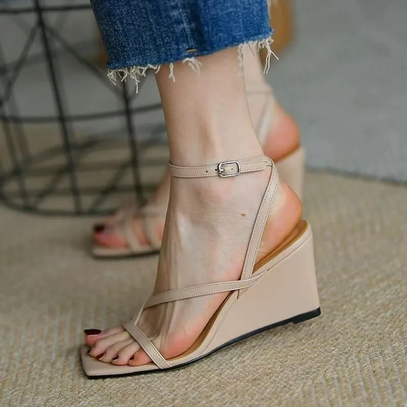 Mr. Thick Leather Summer 2024 Comfortable Wedge Sandals Women's High Heeled Leather Slotted Flatwood Women's Shoes sandals