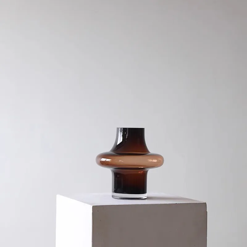 Modern Coffee Colored Vase, High-end Living Room Desktop Glass Floral Ware, Light Luxury Accessory