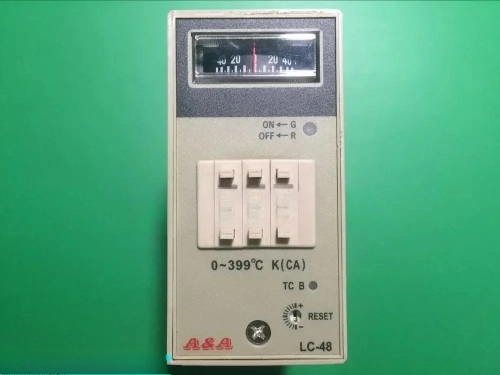 

CS Pengering Suhu Controller LC-48 Mesin Cetak Injeksi Pengontrol Suhu LC48 Penyesuaian Suhu