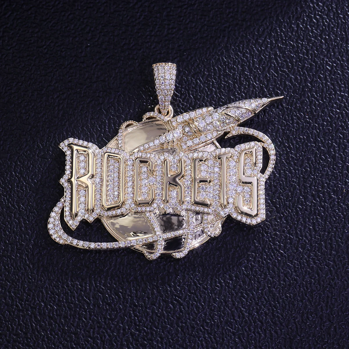 

Provence 10K Yellow Gold Universe Rocket Pendant Full Pave Round Moissanite Diamonds For Women Hip Hop Jewelry Anniversary Party