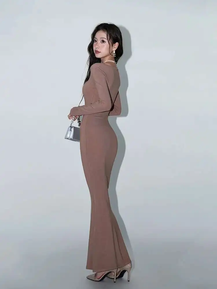 محبوك المرأة الربيع/الخريف سليم فستان بأكمام طويلة ساحة الرقبة عالية الخصر مثير الرغبة النقية التفاف الورك ذيل السمكة فستان YUAZ