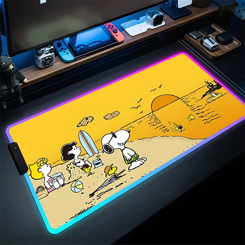 RGB Mouse Pad S-Snoopy Non-Slip Rubber Edge locking mousepads Game play mats notebook computer lovely Home Decor Mouse mat