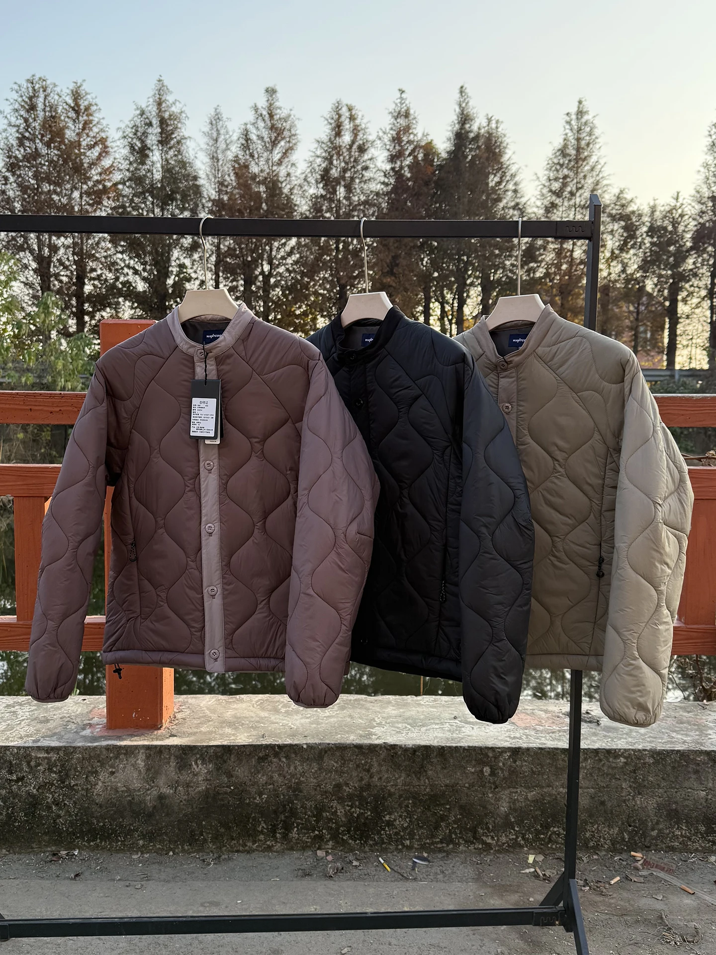 Lightweight Cotton Jacket Men's Casual Stand Collar Autumn Winter Warmth Gourd Stitching Style Youth Popular Standard Fit