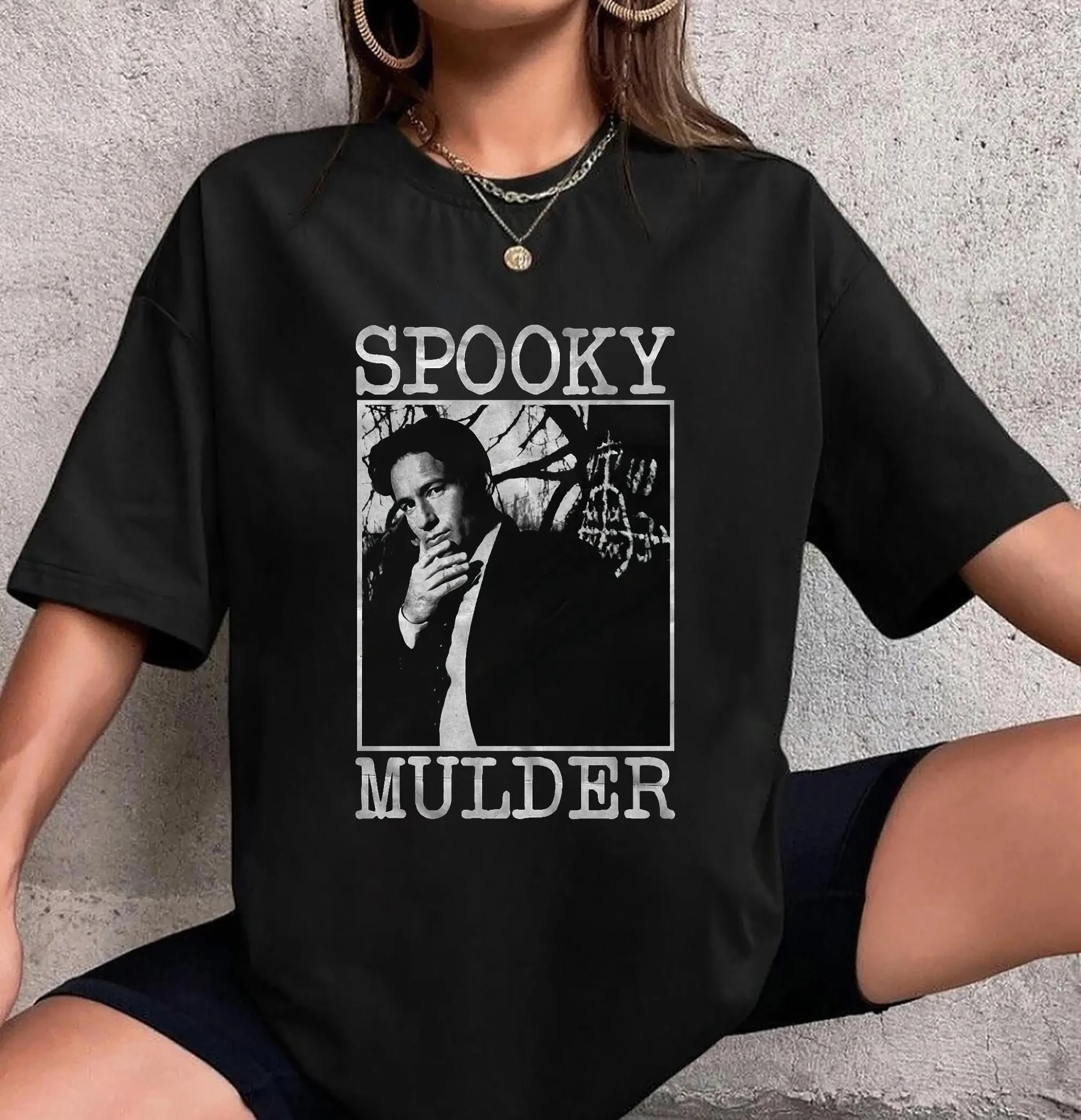Mudd "SPOOKY" Camiseta holgada de manga corta para mujer con estampado retro Suspense American TV Series Style Movie Theme de "X-Files"