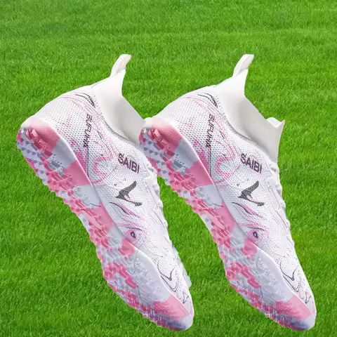 football boots sneakers chuteira society soccer shoes Above the ankle but not to the knee Anti-slip column Sole spikes