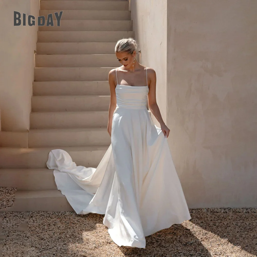 

Elegant A-Line Wedding Dresses Strapless Spaghetti Straps Open Back Pleat Custom Made Bridal Gown Sweep Train Vestidos De Noiva