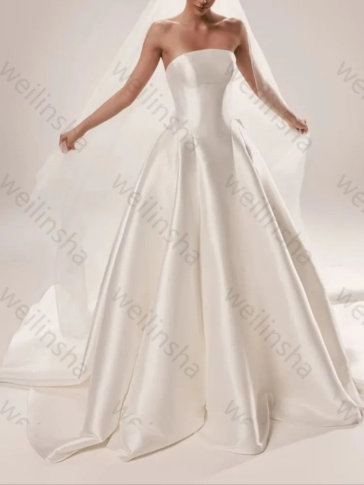 Maßgeschneiderte schulterfreie ärmellose Satin-Brautkleider, elegantes A-Linien-Kleid mit offenem Rücken, exquisite hochwertige Ballkleider
