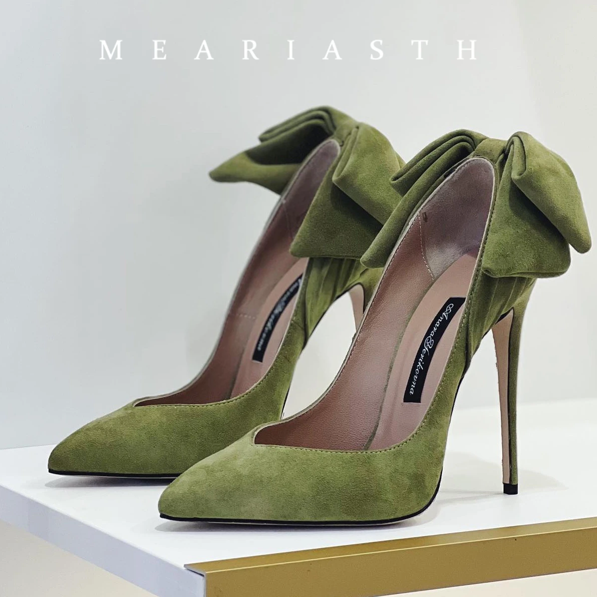 

2026 New Classic pointed toe Bowknot Woman Shoes Solid Flock Shallow High Heels Shoes Party Shoes Fashion Women Pumps size 44