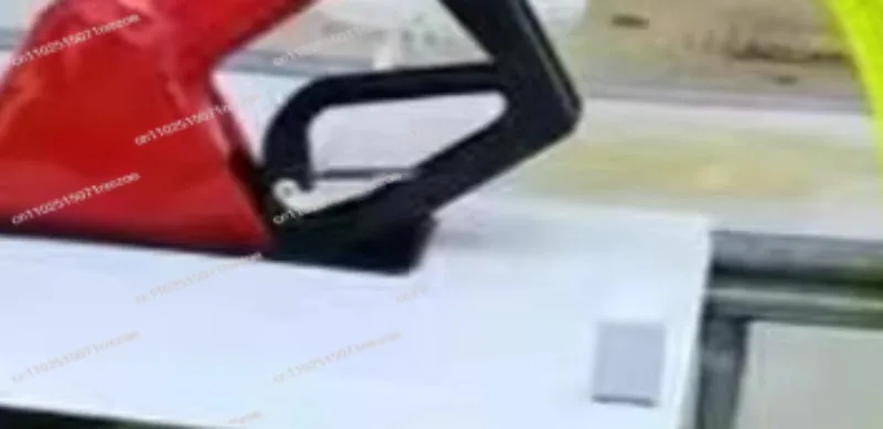 

12V/220V Automatic Dosing Pump Corrosion Resistant Gun Stop Self-Priming Water Pump For Plant Protection