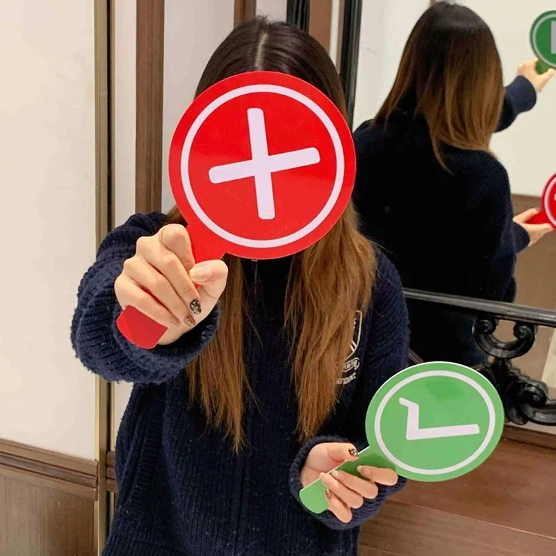 4pcs Primary School Classroom Answer Sign Right Wrong Response Card Interactive Teaching Aid