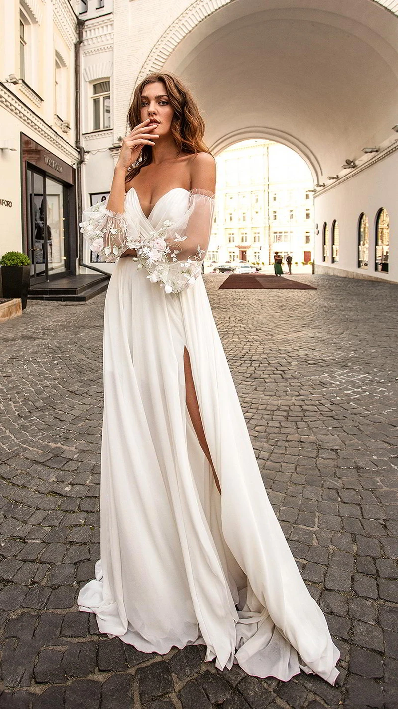 Vestido de novia blanco de alta costura con flores 3D, traje de novia moderno, escote Corazón, Espalda descubierta, abertura alta, tul, tren de barrido, línea A, a medida