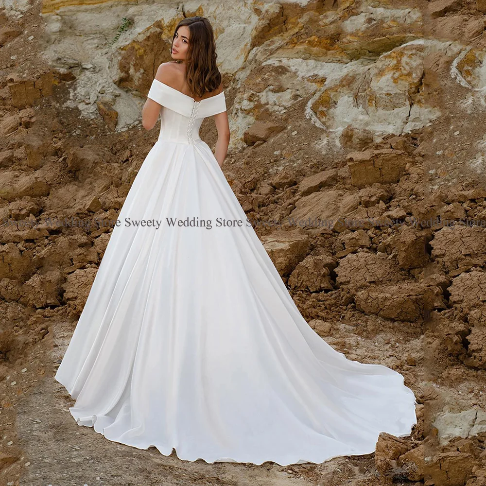 Elegant Satin Wedding Dress A Line Design Off The Shoulder V Neck Moderen Simple Bridal Gown Sweep Train Corset Bride Dresses