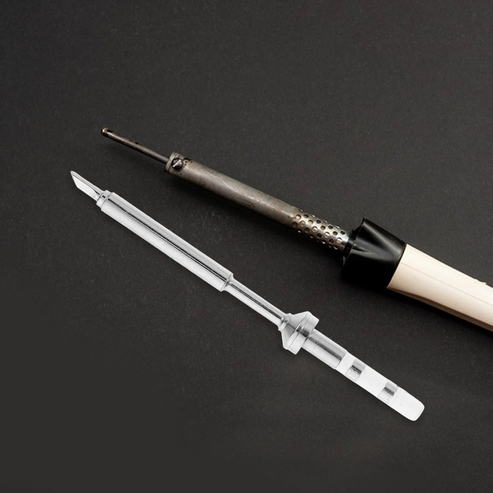 

Durable Stainless Steel Ceramic Soldering Iron Tip LCD Compatible Easy to Transport Store Soldering Kit Solder Tips