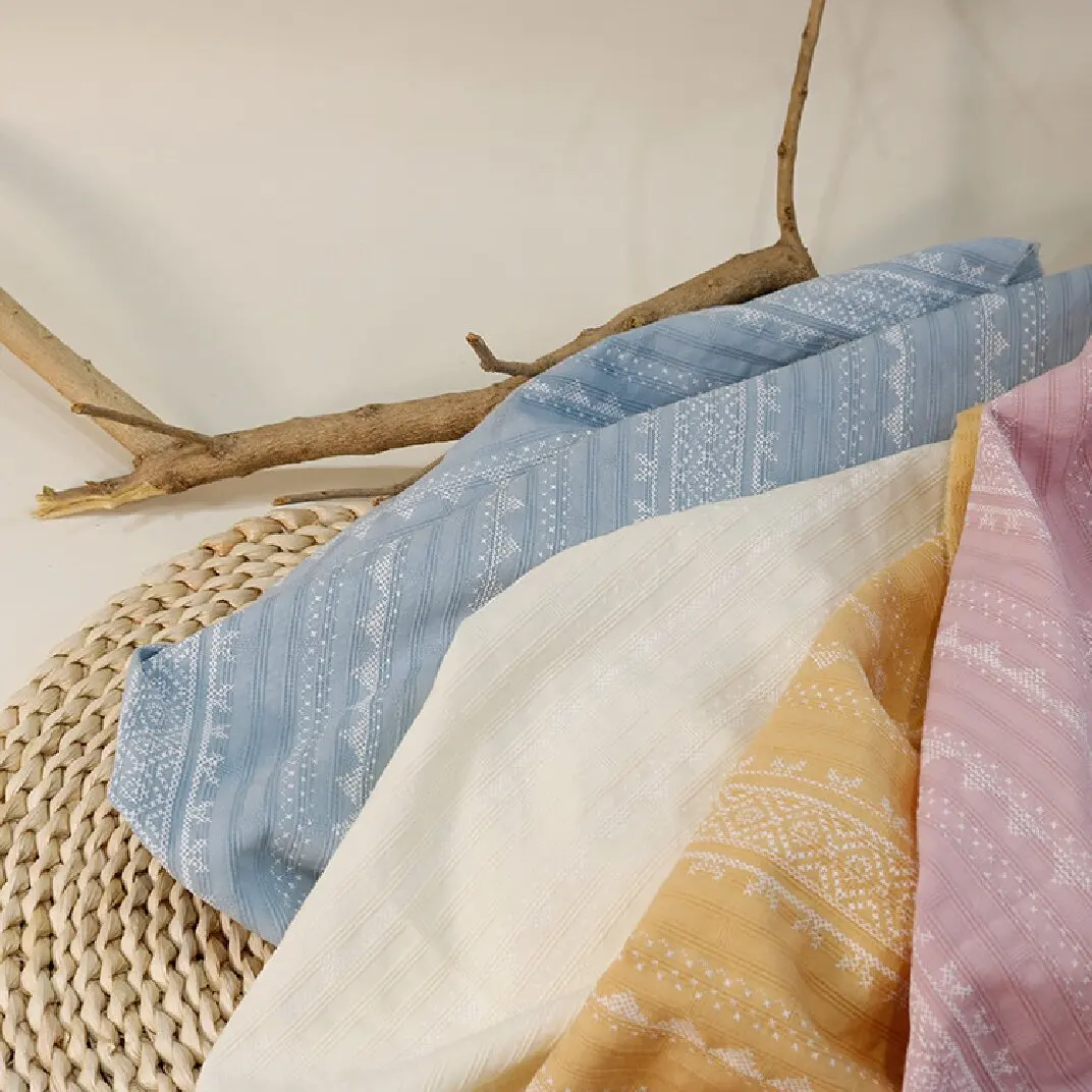 

Женская одежда из трехмерной полосатой жаккардовой ткани с принтом из 100% хлопка