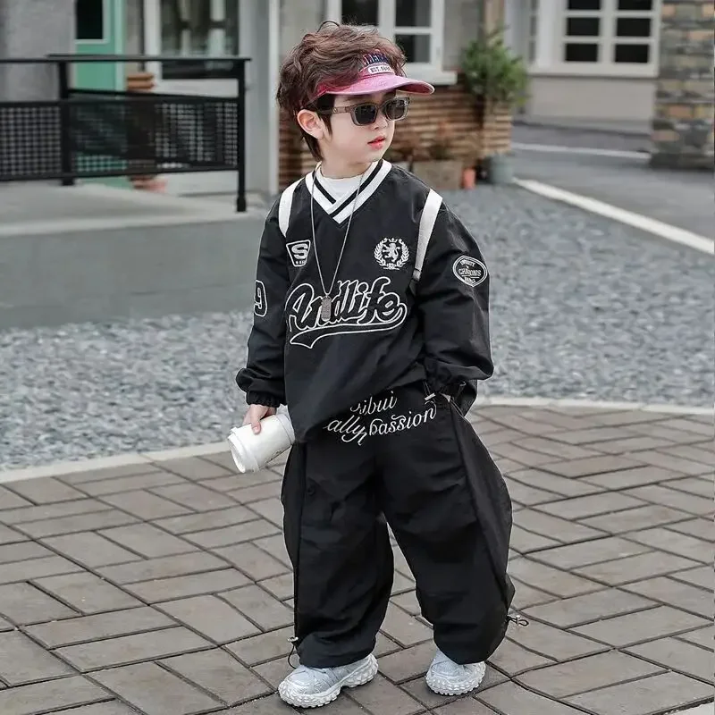 

Новый весенний повседневный комплект из двух предметов для мальчиков, удобная дышащая хлопчатобумажная ткань, американская детская одежда на весну