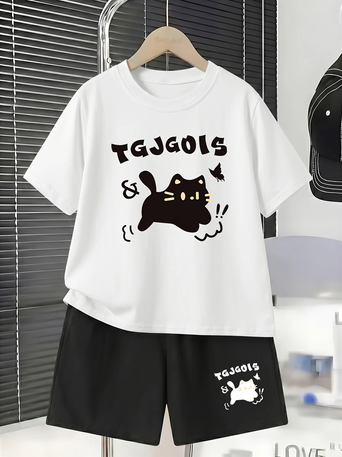 Boy Casual T-shirt Shorts Set Cute Black Kitty Cartoon Fun Painting Fabric Printed Fashion Comfortable Spring Summer Sports Set