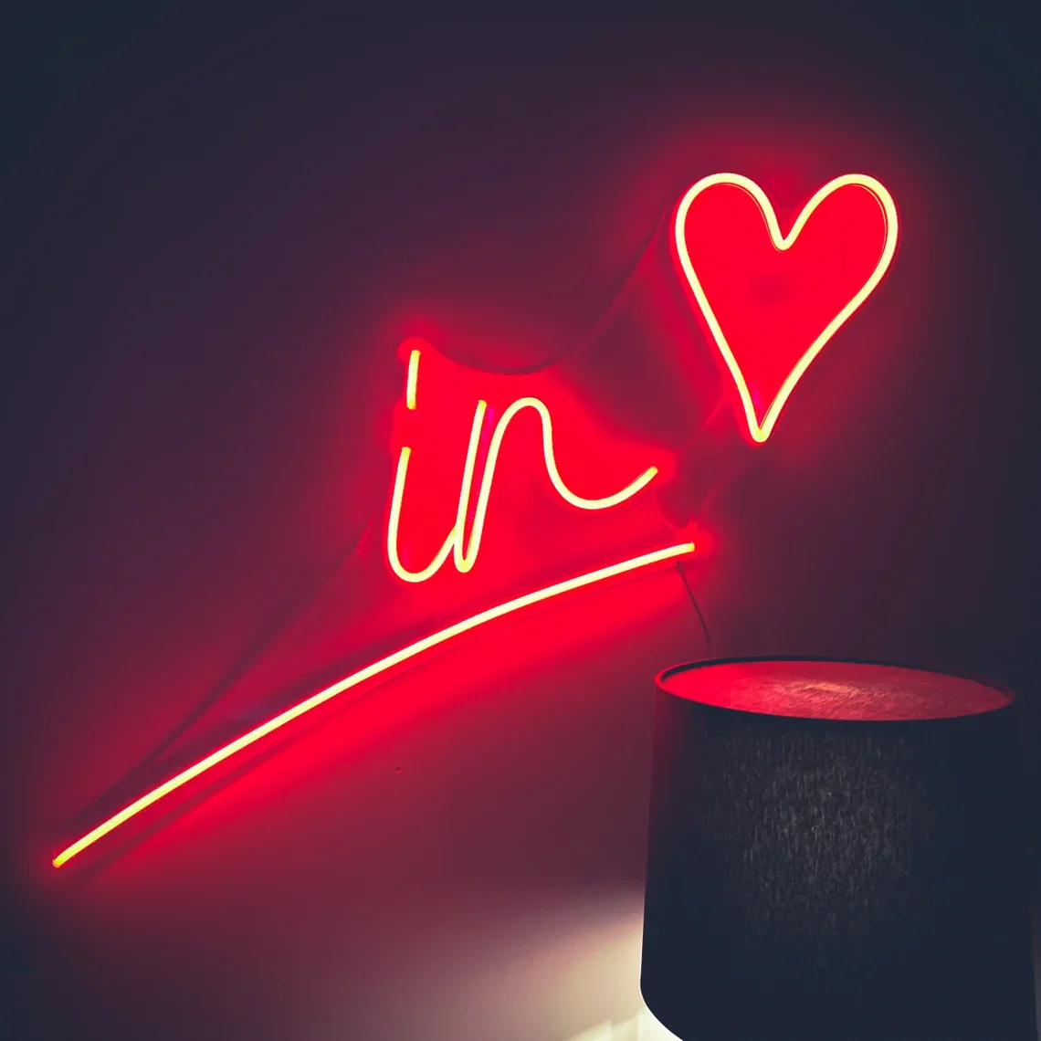 In Love Neon Sign Handmade Neon Light art For Room Decor Bedroom Decoration Neon Sign Custom Colour Led Neon Light