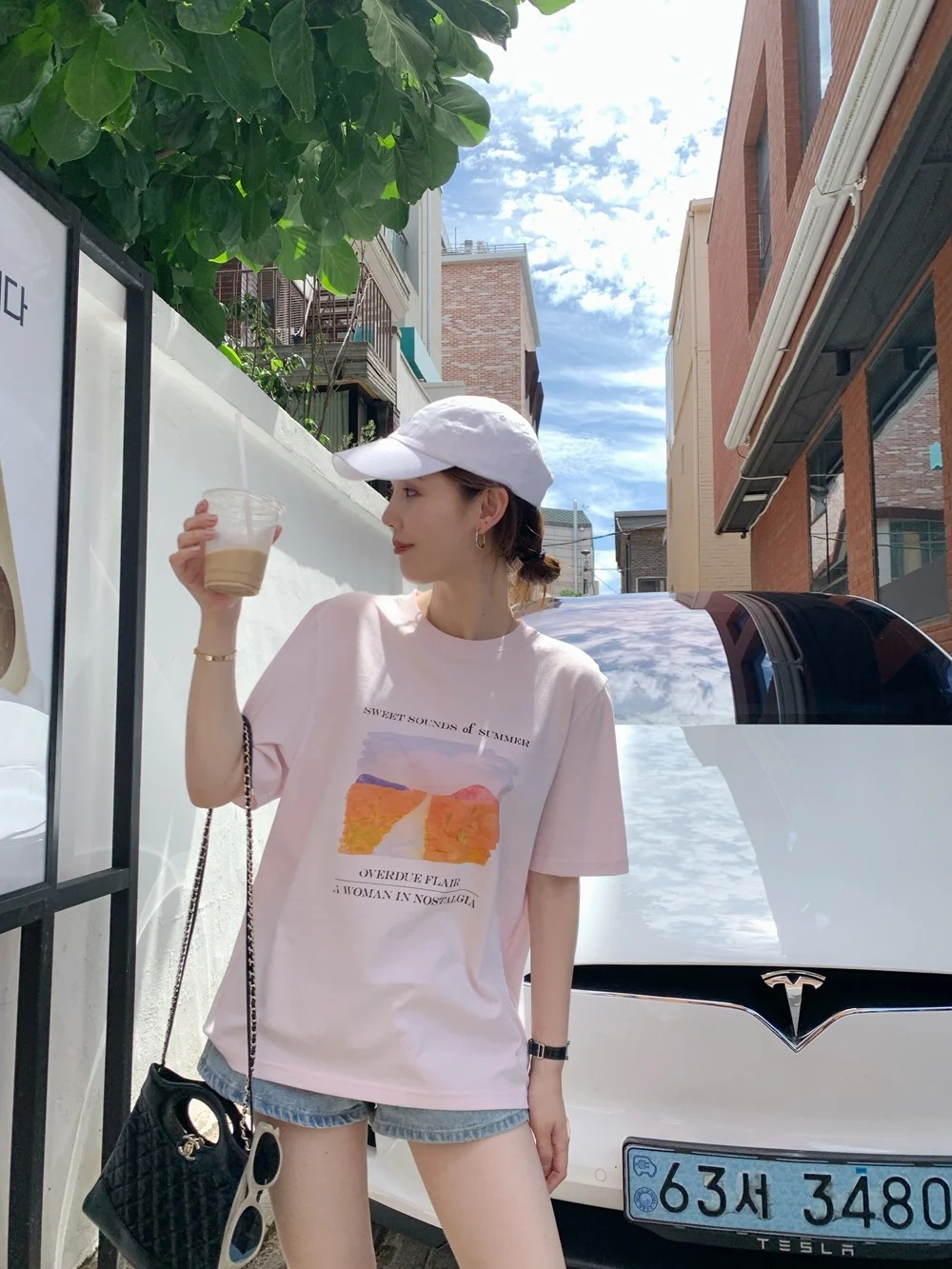 

Новинка от SPRING: Красивый женский топ с принтом, рекомендуемый для повседневной носки летом, с круглым вырезом, средней длины.