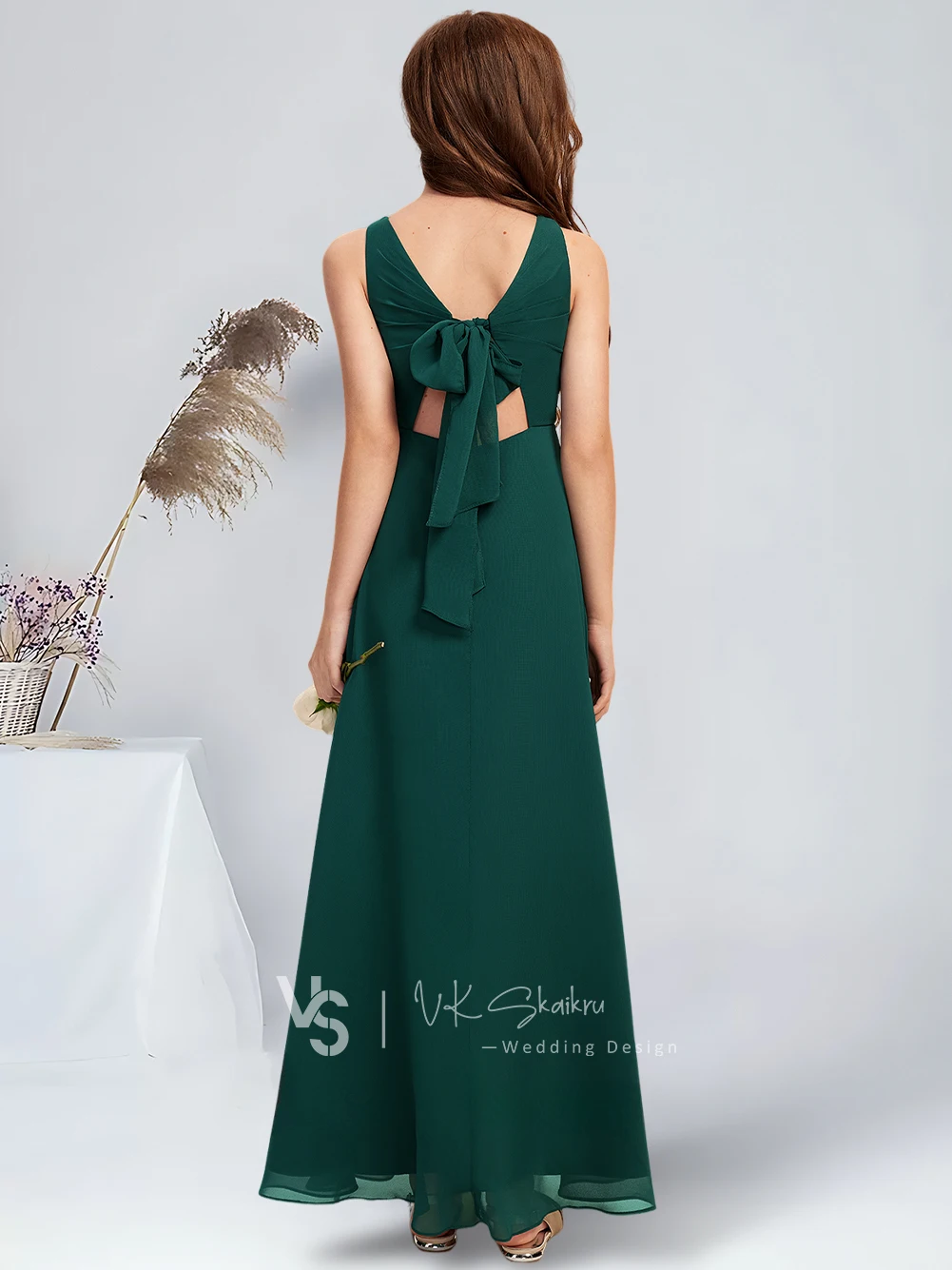 A-line Scoop Floor-Length Chiffon Junior Bridesmaid Dress Dark Green Flower Girl Dress for Wedding Party Teens Communion Dress