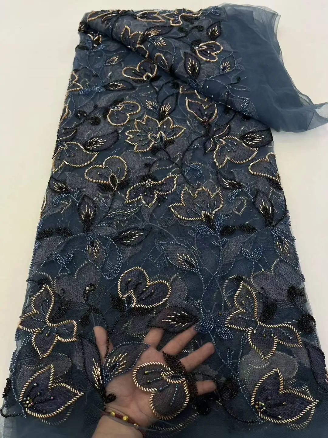 High Quality African Gold Handmade Beaded Lace Fabirc 2025 Sewing sequins Embroidery Nigreian Lace Fabric Women Wedding